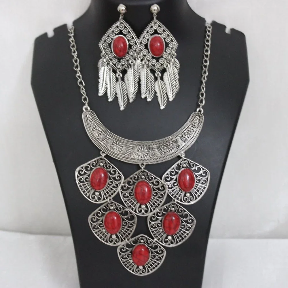 Red Oxidised Jewellery Red Oxidised Earrings - Picture 2 of 2